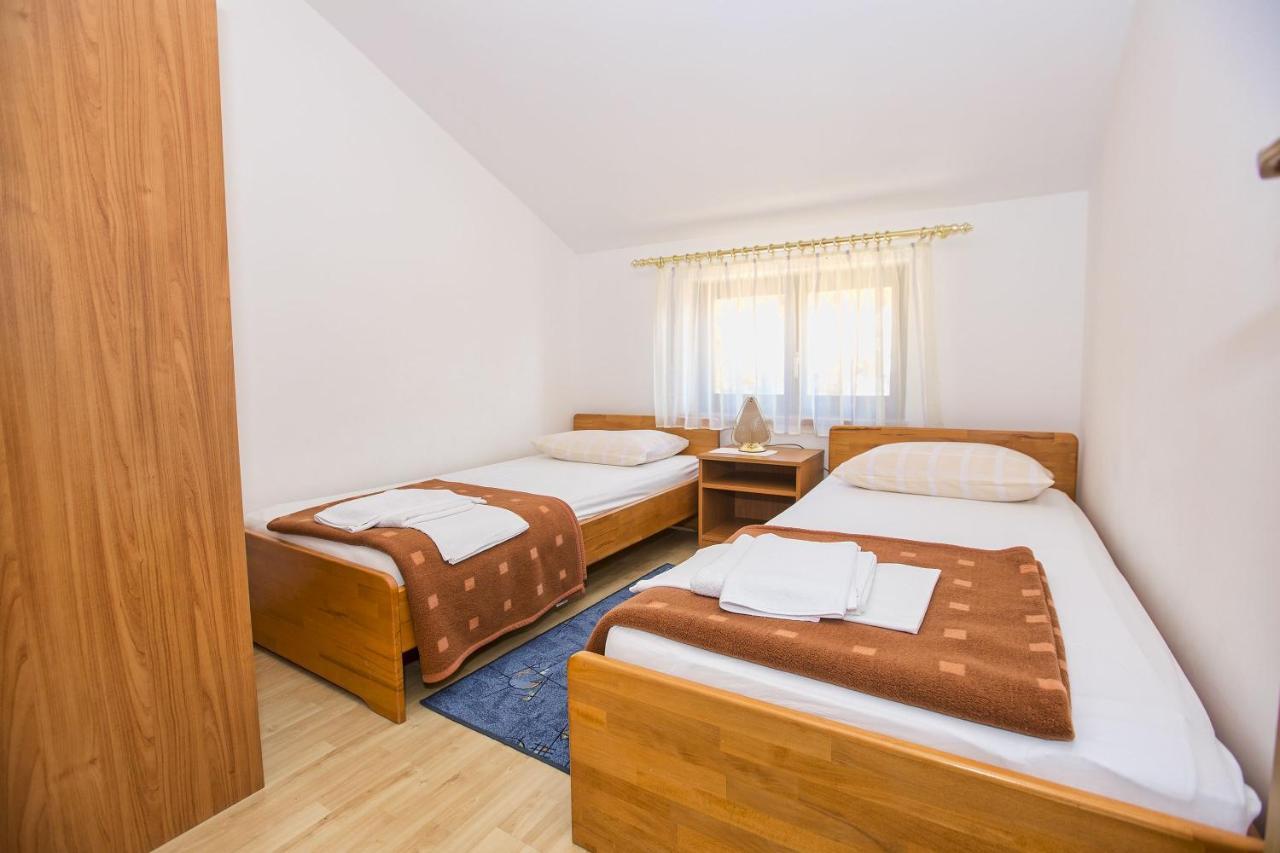 Apartmani Marijana Cesarica Kültér fotó